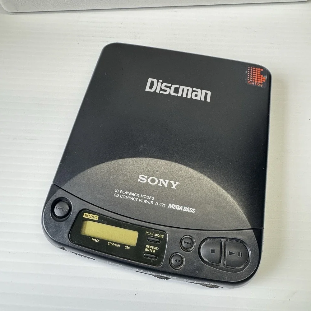 Sony Discman D-121 Portable Personal CD Player Not Working Parts Only W/ BOX